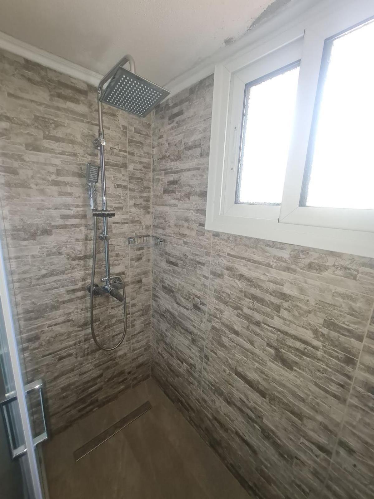 Nea Peramos Large Apartment Near The Beach 外观 照片