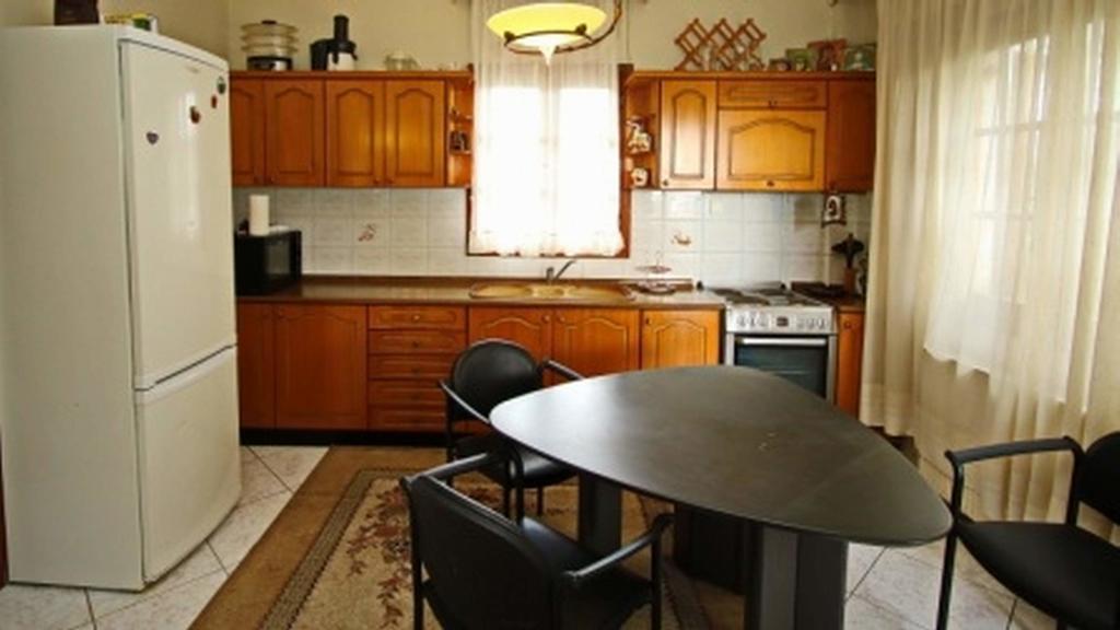 Nea Peramos Large Apartment Near The Beach 外观 照片